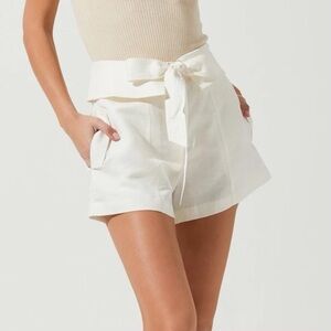 New with Tags ASTR the Label White Linen High Waist Tie Shorts